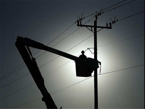 قطعی و افت ولتاژ برق در گرمترین شهر کشور
