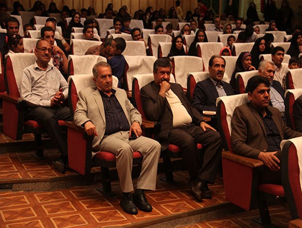 برگزاری جشن گلریزان در یزد