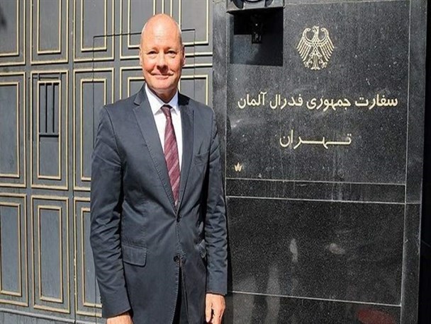 دقتی در تایید استوارنامه سفیر فعلی آلمان صورت نگرفت/چشم‌پوشی وزارت امور خارجه به سابقه جاسوسی «برشتولد»
