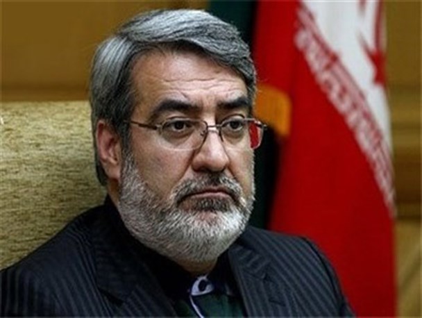 نمی گذاریم از نمد مذاکرات برای هیچ گروه سیاسی کلاهی بافته شود