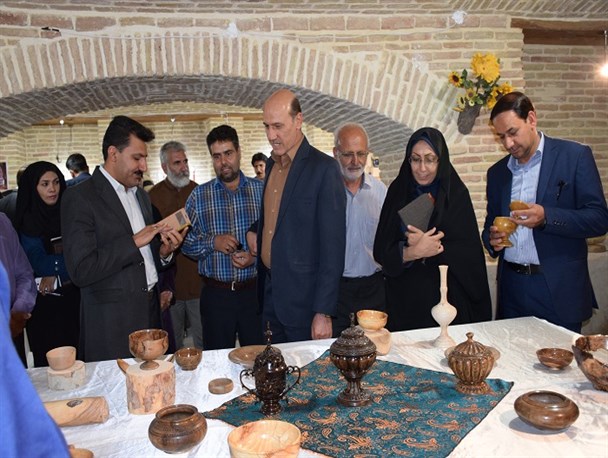 خانه آموزش صنایع دستی فاتح در نی ریز افتتاحیه شد+ تصویر