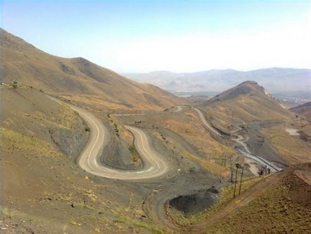 گردنه پرحادثه پیرانچ اصلاح شد