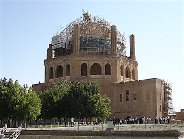 داربست های گنبد سلطانیه با فشار و اصرار باز نمی شود/ ۲۷ اثر در زنجان در انتظار ثبت ملی است