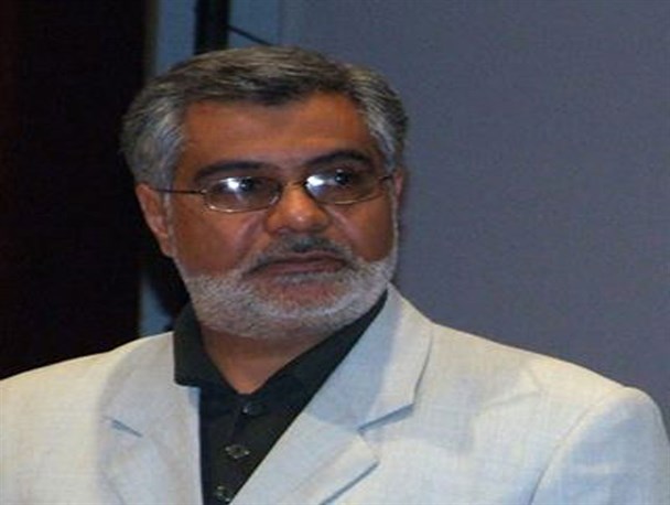 آقایان به جای قدم زدن فرهنگی باید قلم بزنند/ جوانان بزرگترین دغدغه فرهنگی استان هستند