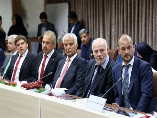 زمینه همکاری درحوزه ماشین آلات کشاورزی و مکمل های غذای طیور با خراسان شمالی وجود دارد