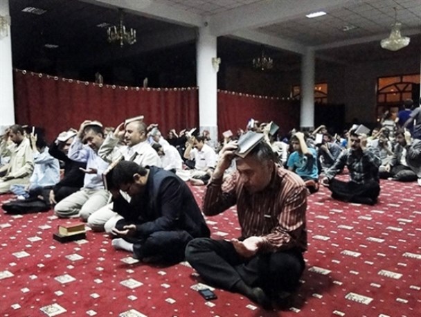برگزاری مراسم‌های معنوی شب‌های احیا، در بیش از 25 مسجد درگز