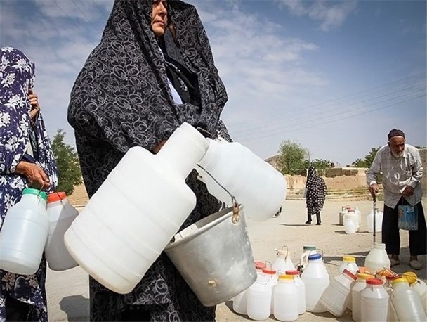 جدال ۱۵ساعته شهروندان سیستان با قطعی های آب/ اداره آبفا استان: ۲ تا ۴ ساعت دیگر مشکل مرتفع می شود