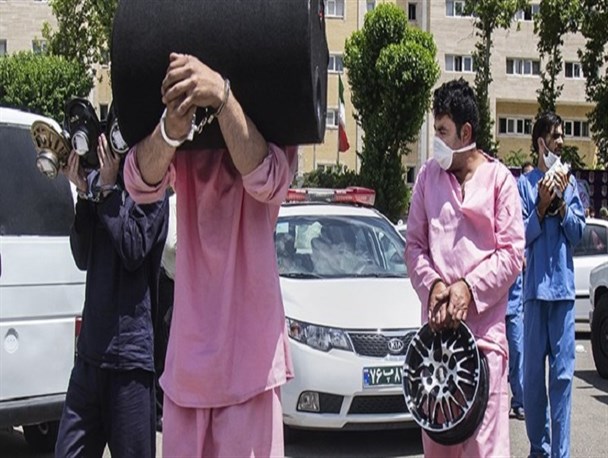 از دستگیری گوشی قاپان تا انهدام باند جاعلان سند خانه‌ها؛ اینجا دیوار حاشا بلند است!