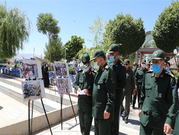 توزیع ۳ هزار بسته معیشتی و آزادی دو زندانی نیازمند با حضور رییس سازمان بسیج+تصاویر