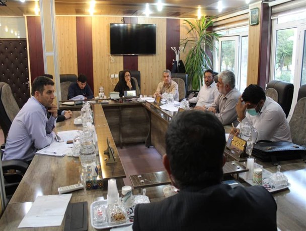 تخصیص 360 تُن قیر رایگان برای بهسازی معابر شهرکرد/ دستمزد کارگران باید عادلانه، منظم و بدون تأخیر پرداخت شود