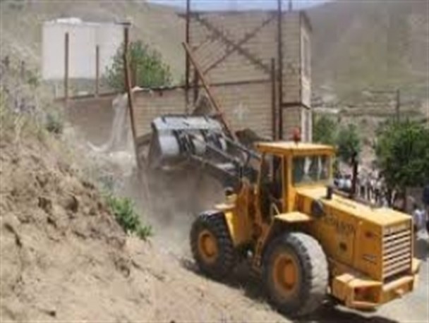 ۱۵ هزار مترمربع ساخت‌وساز غیرمجاز در محمودآباد قلع‌وقمع شد