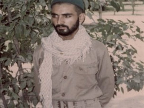آخرت خود را آباد کنید و به زرق و برق این دنیا دل نبستید