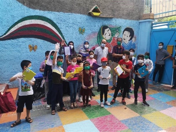 کودکان افغانستانی پذیرای آثار انتشارات علمی و فرهنگی شدند