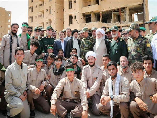 حضور آیت الله رئیسی در پادگان «ابوذر» سرپل ذهاب