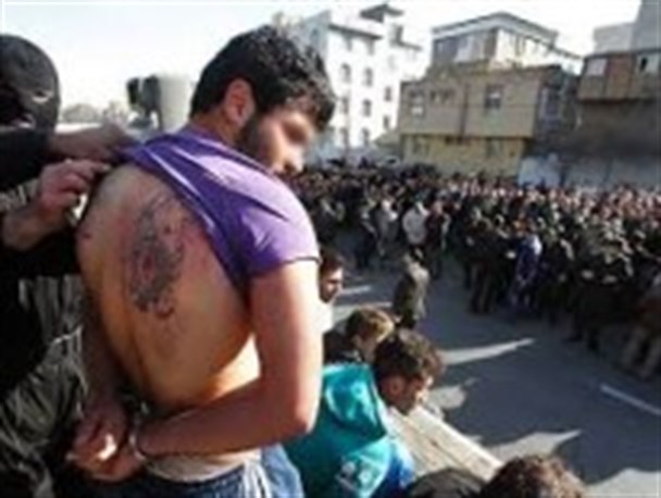 چگونگی دستگیری دو باند شرارت و عربده کشی در مشهد