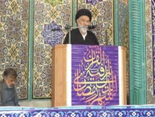 مجلس باید جلوی زیادی خواهی های دشمن ایستادگی کند