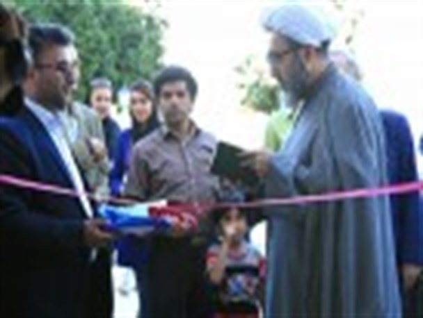 نمایشگاه عکس گروهی "سایه روشن" در بابل آغاز به‌کار کرد