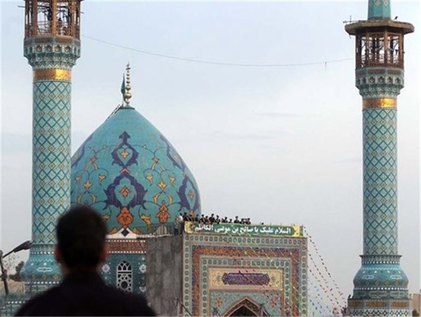 بقاع متبرکه باید همانند یک کانون فرهنگی و تبلیغی عمل کنند
