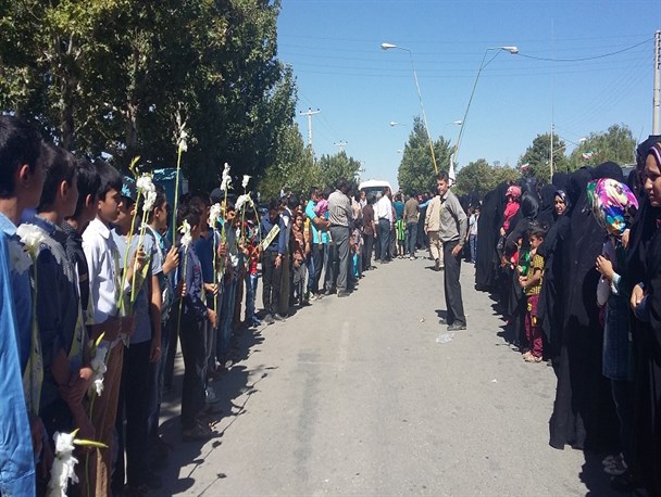 شهر بافت به عطر حرم رضوی معطر شد/تصاویر