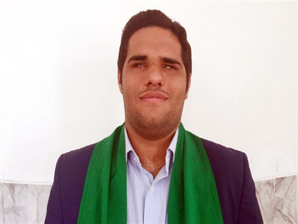 دانش آموز نابینایی که رتبه 31 کنکور را کسب کرد