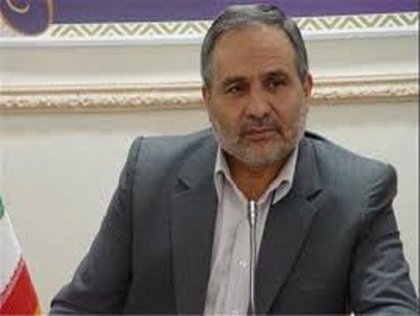 منابع کشور به جای هزینه در توسعه به جیب عده اندکی رفت/ متاسفانه سیاسی کاری و تفکرات جناحی مانند خوره به جان استان افتاده است