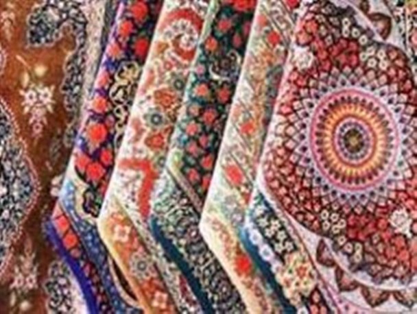 کناره گیری بیش از ۷۰ درصد بافندگان فرش از شغل خود /دولت به وضع نابسامان فرش رسیدگی کند