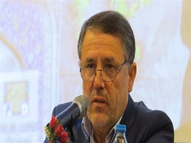 فرهنگیان از جهات مالی به شدت آزرده‌اند/ متاسفانه آموزش‌وپرورش درحال حرکت به سمت خصوصی‌سازی است