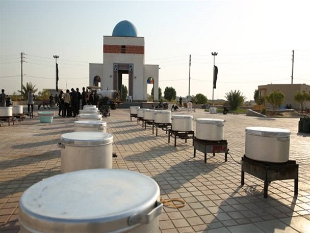 پخت ۱۰ هزار پرس غذای گرم در طرح اطعام حسینی برای نیازمندان