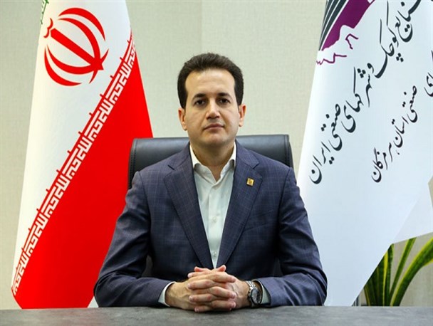 رشد ۳۲ درصدی جذب سرمایه‌گذار در شهرک‌های صنعتی هرمزگان/ ۱۴۳ فقره قرارداد با سرمایه‌گذاران در استان منعقد شد