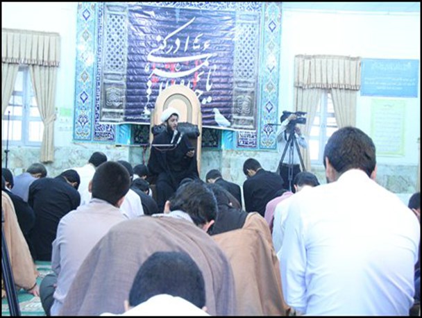 مراسم شهادت امام جواد(ع) در مدرسه علمیه امام خمینی بوشهر برگزار شد