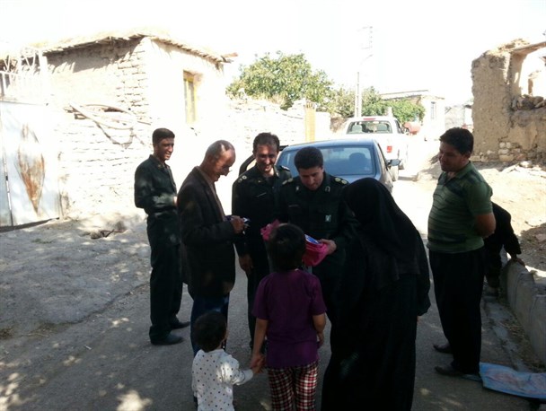 توزیع 350 بسته آموزشی در سطح روستاهای شهرستان روانسر