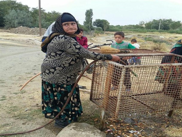 اقدام خودجوش اهالی تاج آباد برای فرهنگ سازی و پاکیزگی