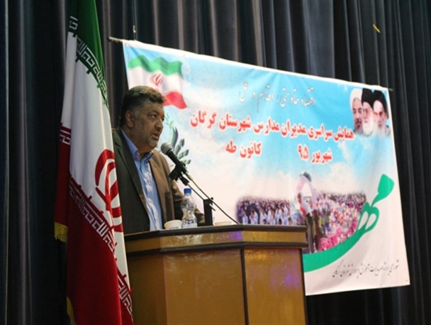 معلمان بدون آموزش حق تدریس پایه دهم را ندارند