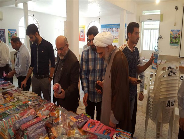 آغاز به کار نمایشگاه نوشت افزار ایرانی اسلامی در بندرماهشهر+تصاویر
