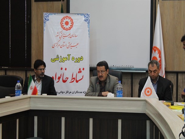 ایجاد نشاط در جامعه نیازمند توسعه خدمات اجتماعی است