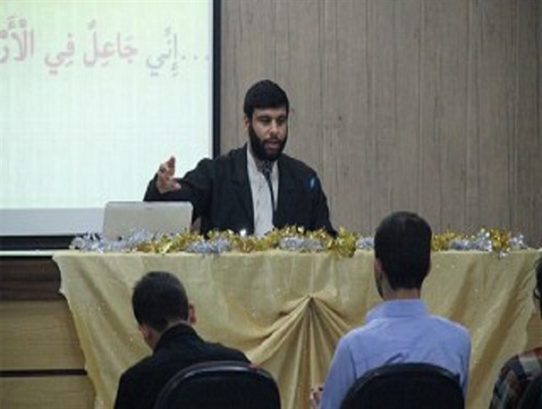 دانشجوی خوزستانی خطاب به دانشجویان مسلمان جهان: وظیفۀ امروز ما دفاع و صیانت از اسلام ناب محمدی است
