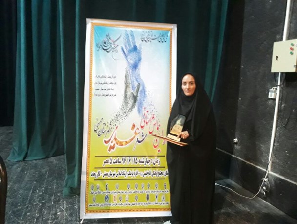 اثر شاعر توانمند نی ریزی در بین 10 آثار برتر جشنواره استانی شعر غدیر