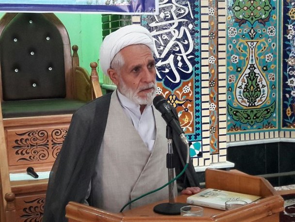 دشمن برای غذا، دارو، کشت و کار ما نیز برنامه دارد/جوانان هدف اصلی دشمن هستند