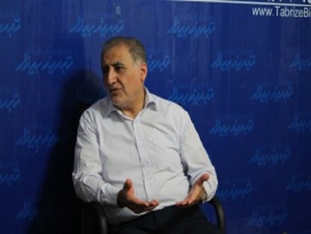 «خبرآنلاین» در راستای سیاست دولت برای ایجاد دوگانگی در ماجرای «دختر آبی» حرکت کرد