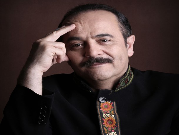 سالار عقیلی «بی تو» را می‌خواند/ پیشکشی به بزرگان موسیقی ایران