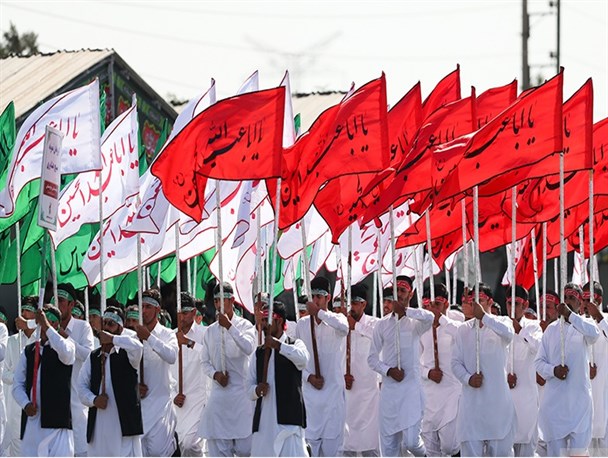 تجلی وحدت اقوام و عشایر سیستان و بلوچستان در رژه ۳۱ شهریور تهران