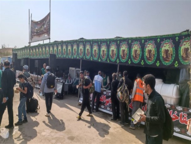 خدمات رسانی موکب شهدای فراجا به زوار اربعین در قصرشیرین