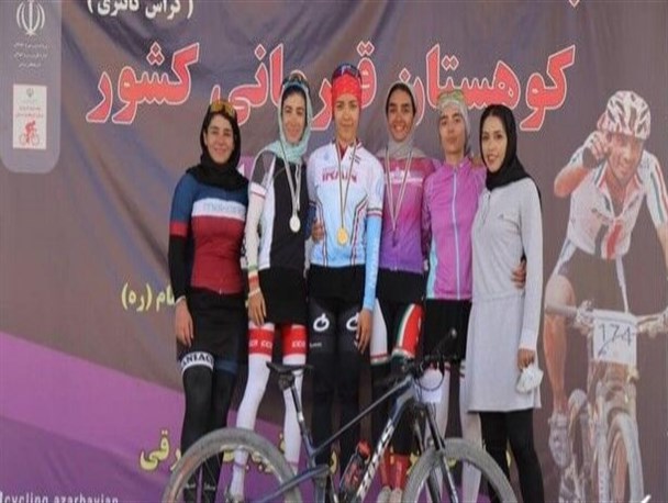 دوچرخه سواری قهرمانی کشور| پرتوآذر  و شکری قهرمان کوهستان شدند