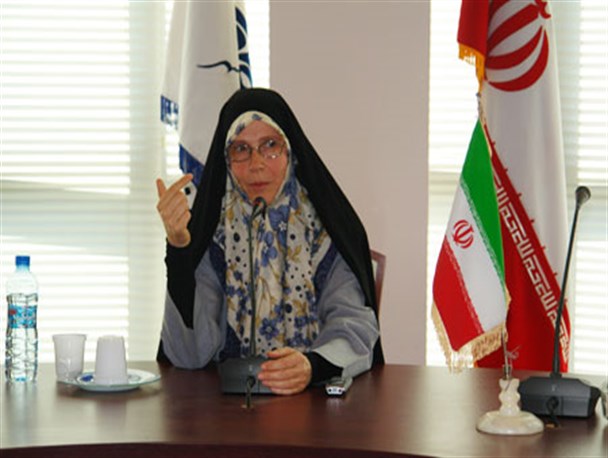 کرامتی را که زیر چادر مشکی یافتم، جای دیگر پیدا نمی شود.