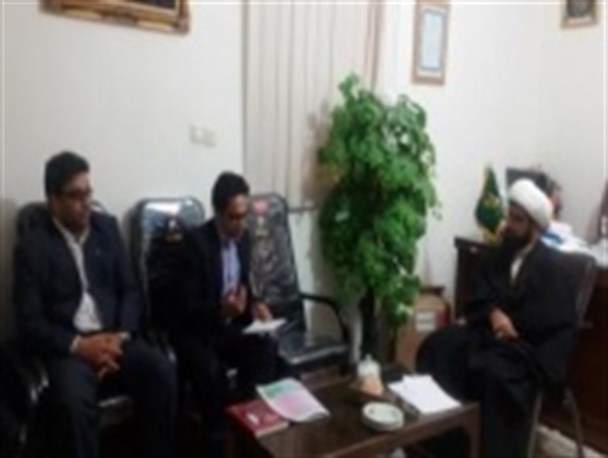 دیدار صمیمی امام جمعه با کارکنان اداره دامپزشکی شهرستان زابل
