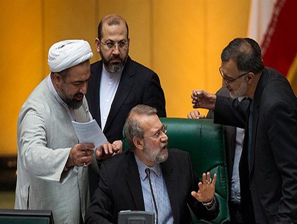 فراکسیون های مجلس هماهنگ نبودند/ از روند تصویب برجام نمی توان چشم پوشی کرد