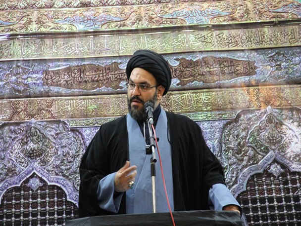 افرادی که معتقدند هیئت و مسجد و دانشگاه جای صحبت های سیاسی نیست پیاده نظام بنی امیه است