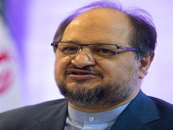 بر راه‌‌اندازی بخش ذوب صد هزار تنی مس سونگون تاکید داریم/ قرار بود تبریز قطب صنعت خودرو شود اما این اتفاق رخ نداد