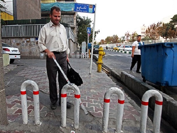 مشکلات پیش پای نابینایان/ البرزبیش از 1200نابینای مطلق و نیمه بینا دارد