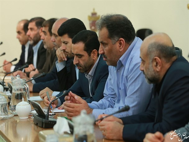 سپاه در کنار سه قوه عزت نظام را پیگیری می‌کند